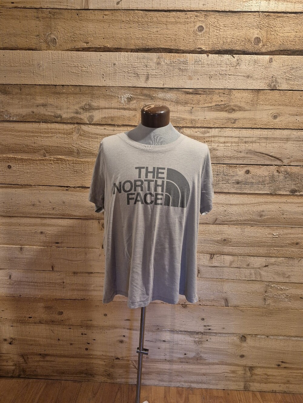 5/$30 Or 10/$50 The North Face Gray Short-Sleeve Logo Tee